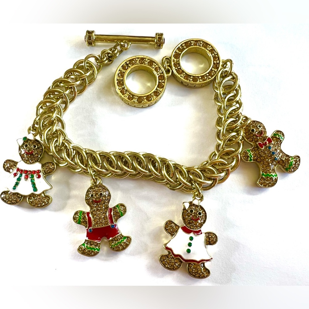 Heidi Daus 🆕 “Gingerly Gorgeous” enamel & crystals charms Gingerbread bracelet